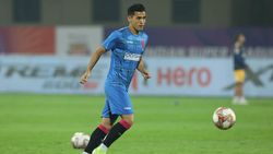 பிளே-ஆஃப் செல்ல தயாராக இருக்கும் மும்பை.. துரத்தி வரும் ஒடிசா.. பரபர ஐஎஸ்எல் போட்டி!