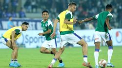 ISL 2019-20 : வீறுகொண்டு எழுந்த ஒடிசாவை எதிர்கொள்ளும் பெங்களூரு.. பிளே-ஆஃப் முன்னேறப் போவது யார்?
