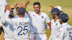 ஆடின வரைக்கும் போதும்.. அஸ்வினுக்கு டாட்டா பைபை.. கோலி அதிரடி திட்டம்.. காரணம் அந்த வீரர்!