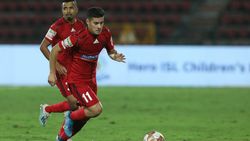 ISL 2019-20 : மாற்றி, மாற்றி கோல் அடித்த அணிகள்.. நார்த் ஈஸ்ட் - சென்னை போட்டி டிரா!