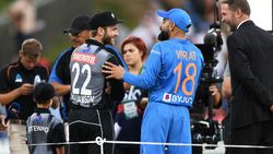 சொந்த மண்ணில் அவமானப்பட்ட நியூசி.. உலகிலேயே இதுதான் முதல்முறை.. இந்திய அணியின் மெகா சாதனை!