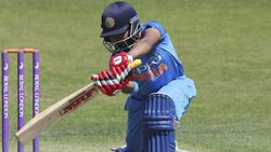 யாருப்பா அது? ரோஹித், தவான் இடத்தில் 2 இளம் அறிமுக வீரர்கள்.. கேப்டன் கோலி அதிரடி முடிவு!