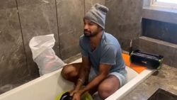 என்னம்மா பண்ணி வச்சிருக்கீங்க.. ஷிகர் தவானை.. இப்படியா பண்ணுவீங்க!