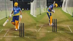 தொடர்ந்து சிக்சர்களை தெறிக்கவிட்ட தோனி... உற்சாக கொண்டாட்டத்தில் ரசிகர்கள்