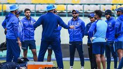 தப்பித்தவறி கூட அதை பண்ணிறாதீங்க.. வீரர்களுக்கு வார்னிங் தந்த டாக்டர்.. புது சிக்கலில் இந்திய அணி!