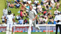 இன்னும் ஒரே நாள்.. அத்தோட வீட்டுக்கு கிளம்புங்க.. நியூசி. அதிரடி.. தோல்வியின் விளிம்பில் இந்தியா!