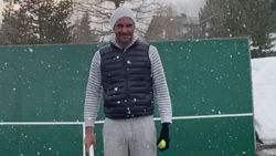 வீட்டில் முடங்கினாலும் பரபர... டிரிக் ஷாட்களை வெளிப்படுத்திய ரோஜர் பெடரர்