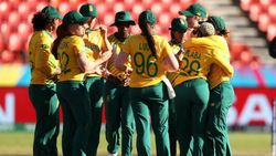 இப்படி ஓசில பைனல் போறதுக்கு பதிலா.. இந்தியாவை குத்திக்காட்டிய தெ.ஆப்பிரிக்க கேப்டன்! வெடித்த சர்ச்சை