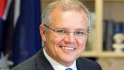 கொரோனா வந்துகிட்டு இருக்கு.. இவரு என்னடான்னா.. ஆஸி. பிரதமருக்கு சரமாரி திட்டு.. கொந்தளித்த பிரபலம்!