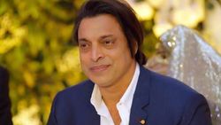 மனுஷனா நடந்துக்கங்க... பதுக்கற வேலையெல்லாம் வேணாம்... சோயிப் எச்சரிக்கை