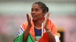 என்னோட ஷூவுல அடிடாஸ்ன்னு நானே எழுதிக்கிட்டேன்... ஹிமா தாஸ் நினைவலை