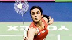 எதுவும் செய்யாமலேயே கௌரவம்... 2022 வரை உலக பேட்மிண்டன் சாம்பியன்... கொரோனாவின் சாதனை