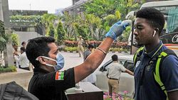 தென்னாப்பிரிக்க கிரிக்கெட் வீரர்களுக்கு நோ சம்பள கட்... கிரிக்கெட் தென்னாப்பிரிக்கா அறிவிப்பு