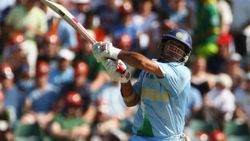 அந்த வார்த்தையை சொன்ன பிளின்டாப்.. கொந்தளித்த யுவராஜ்.. ஒரே ஓவரில் 6 சிக்ஸ்.. வெளியான ரகசியம்!