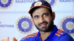 கிரிக்கெட் பேட்ஸ்மேன்களுக்கு சாதகமா மாறிடும்... சொல்கிறார் இர்பான் பதான்