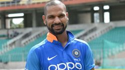 ரசிகர்களோட உற்சாகத்துக்கிடையில விளையாடறத தவறவிடுவோம்... ஷிகர் தவான்