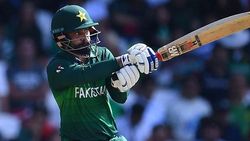 உங்க 6 பேருக்கும் கொரோனா இல்லை.. இங்கிலாந்து போகலாம்.. 6 பாக். வீரர்களுக்கு பச்சைக் கொடி