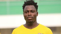 என்னங்க இது.. 25 வயசுதான்.. மலேரியாவுக்கு வீழ்ந்த டோகோ கால்பந்து வீரர்