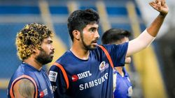 உலகத்துலயே யார்க்கர் பௌலிங் போடறதுல அவர்தான் பெஸ்ட்... யாருமே ஈடு இல்ல