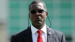 நீங்க நிறுத்துங்க முதல்ல.. அப்பத்தான் அது நடக்காது.. மைக்கேல் ஹோல்டிங் ஆவேசம்