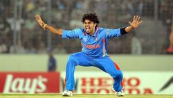 ஹர்பஜன் சிங்கை ஒன்னும் பண்ணிடாதீங்க.. கண்ணீர் விட்டு கெஞ்சிய சர்ச்சை வீரர்.. வெளியான உண்மை!