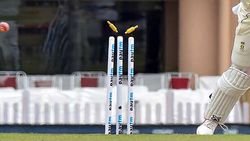 எசகுபிசகா பேசினா ஆப்பு தான்.. கொரோனாவுக்கு நடுவே கிரிக்கெட்.. வீரர்களுக்கு வார்னிங்!