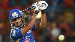 எல்லா டீம்லேர்ந்தும் தூக்கி எறிஞ்சுட்டாங்க.. ஏமாத்திட்டாங்க.. “அடுத்த விராட் கோலி”க்கு நேர்ந்த கதி!