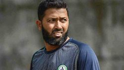 எச்சிலுக்குத் தடை விதித்தால் எப்படி.. ரொம்பக் கஷ்டம்தான்.. வாசிம் ஜாபர் ஏமாற்றம்