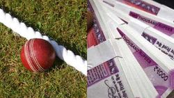 கொரோனா காலத்திலும் கிரிக்கெட் சூதாட்டம் படு ஜோர்; 1.23 கோடி ரூபாய் பணம் பறிமுதல் ஒருவர் கைது