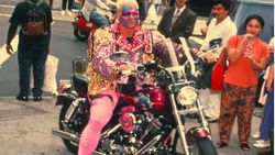 அண்டர்டேக்கரை அனுப்புவது போல அனுப்பி விட்டு.. அந்த லெஜன்ட்டை இறக்கும் WWE.. கசிந்த தகவல்!