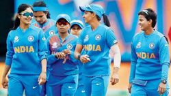 நாங்க வரலைப்பா.. இங்கிலாந்து டூரை விட்டு விலகிய இந்திய மகளிர்!