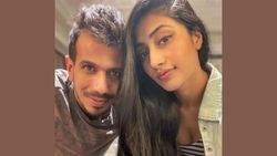 திருடிவிட்டாய்.. ஆமா ஒத்துக்குறேன்.. ஐபிஎல்-லுக்கு போகும் முன் வருங்கால மனைவியுடன் ஒரே ரொமான்ஸ்!