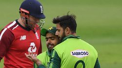 42 பந்தில் 71 ரன்.. 5 சிக்ஸ்.. வெறித்தனமான அதிரடி ஆட்டம் டோட்டல் வேஸ்ட்.. பாக். எஸ்கேப்!