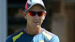 சமூக வலைதளம் பக்கமே போகாதீங்க... இளம்வீரர்களுக்கு ஜஸ்டின் லாங்கர் அட்வைஸ்