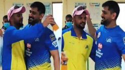 ஓய்வு அறிவிப்புக்கு பின் கட்டி அணைத்து அழுத தோனி - ரெய்னா.. இரவில் நடந்த பார்ட்டி.. கசிந்த தகவல்!