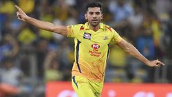 வலிமையை ஏத்திக்கிட்டு இருக்கேன்.. சீக்கிரத்துல மைதானத்துல பாப்போம்... சஹார் நம்பிக்கை