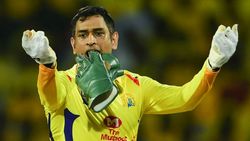 கடுப்பில் தோனி எடுத்த ஆக்சன்.. அதிரடியாக நீக்கப்பட்ட லுங்கி நிகிடி.. களமிறங்கும் ஆஸ்திரேலிய புயல்!