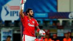 டாஸ் போடும்போது மட்டும்தான் நான் கேப்டன்.. கோலியை வீழ்த்திய 