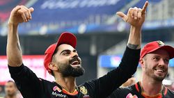 பாராட்ட வேண்டியது கோலியை தாங்க.. ஒரே ஓவரில் மாறிய ஆட்டத்தின் திசை..உண்மையை கூறிய சபாஷ் அகமது!