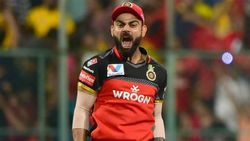 கேள்வி கேட்ட ஆரோன் பின்ச்.. நாங்க போதும்.. அதிரடியாக சொன்ன கோலி.. டிரெஸ்ஸிங் ரூமில் நடந்த சம்பவம்!