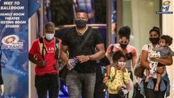 இனி வெறும் சிக்ஸ் தான்.. களைகட்டிய ஐபிஎல்.. கும்பலாக வந்திறங்கிய வெஸ்ட் இண்டீஸ் வீரர்கள்!