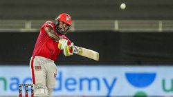 இப்படி கூட நடக்குமா? முதல் சூப்பர் ஓவரும் டை.. 2 சூப்பர் ஓவர்கள்.. முட்டி மோதி வென்ற பஞ்சாப்!