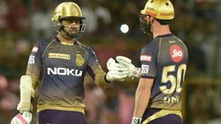 திடீர் சர்ப்ரைஸ் தந்த தினேஷ் கார்த்திக்.. இடம் மாறிய கொல்கத்தா வீரர்.. பதறிய சிஎஸ்கே!