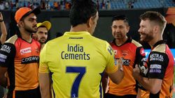 பெரிய குழப்பம்..சிஎஸ்கே போட்டிக்கு நடுவே களத்திற்குள் வந்த தமிழக வீரர்.. எல்லாம் ஏமாற்று வேலையா?