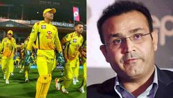 அப்படி என்ன கோபமோ.. அந்த வார்த்தையை சொல்லி சிஎஸ்கே வீரர்களை விளாசிய சேவாக்!