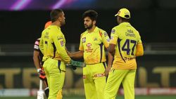 2 பக்கமும் அட்டாக்.. எந்த டீமா இருந்தாலும் காலி.. தோனியின் அதிர வைக்கும் திட்டம்!