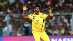 ரிசப்ஷனுக்கு சென்ற சிஎஸ்கே வீரர்.. பயோ-பபுள் விதியை மீறினாரா?.. நடந்தது என்ன? உண்மை பின்னணி!