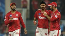 ஏன் அப்படி ஓடினார்?.. சந்தேகம் தருகிறது.. சூப்பர் ஓவருக்கு முன் நடந்த அந்த சம்பவம்..ஆடிப்போன பஞ்சாப்