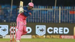 தூக்கி எறிந்த வீரருக்கு மீண்டும் டீமில் இடம்.. ஒரே மேட்ச்சில் ஸ்டீவ் ஸ்மித் அந்தர் பல்டி!