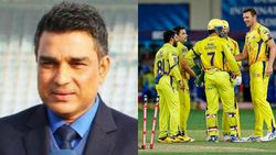 கடினமான சில முடிவுகள தோனி எடுத்துதான் ஆகணும்... சஞ்சய் மஞ்ச்ரேகர் அறிவுறுத்தல்